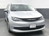 Used 2023 Chrysler Voyager LX image 2