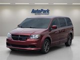 Used 2017 Dodge Grand Caravan SE image 3
