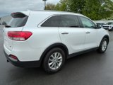 Used 2016 Kia Sorento LX w/ LX Convenience Package image 3
