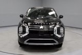 New 2025 Mitsubishi Outlander SE image 3