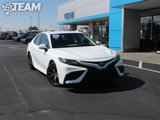 Used 2022 Toyota Camry SE image 2