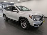 Used 2022 GMC Terrain SLT image 3