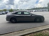 Used 2022 Toyota Camry SE image 4