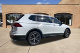 Used 2018 Volkswagen Tiguan SEL w/ 3rd Row Seat Package image 3