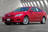 Used 2010 Toyota Camry LE image 2