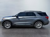 Used 2021 Ford Explorer XLT w/ Equipment Group 202A image 2