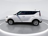 Used 2023 Kia Soul LX w/ LX Technology Package image 4