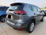 Used 2018 Nissan Rogue S image 2