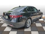 Used 2017 Alfa Romeo Giulia image 4