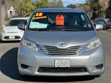 Used 2015 Toyota Sienna LE image 4