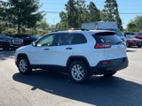 Used 2017 Jeep Cherokee Sport image 5