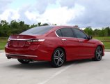 Used 2017 Honda Accord Sport image 4