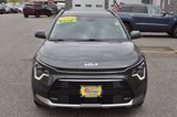 Used 2023 Kia Niro SX Touring image 3