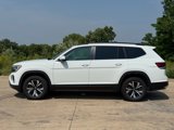 New 2025 Volkswagen Atlas SE image 2