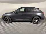 Used 2022 Porsche Macan image 2