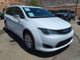 Used 2019 Chrysler Pacifica Limited w/ Advanced Safetytec Group image 3