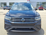 Used 2022 Volkswagen Tiguan SE w/ Panoramic Sunroof Package image 2