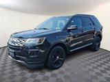 Certified 2019 Ford Explorer XLT image 3