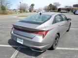 Used 2021 Hyundai Elantra SEL image 5