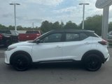 Used 2023 Nissan Kicks SR image 2