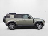 Used 2020 Land Rover Defender 110 HSE image 4