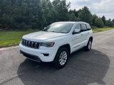 Used 2017 Jeep Grand Cherokee Limited w/ Luxury Group II image 2