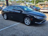 Used 2017 Chrysler 200 Limited Platinum w/ Comfort & Convenience Group image 6
