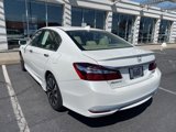 Certified 2017 Honda Accord Touring image 5