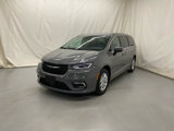 Used 2023 Chrysler Pacifica Touring-L image 2