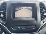 Used 2020 Jeep Cherokee Latitude Plus image 3