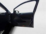 Used 2017 Volkswagen e-Golf SE w/ DC Fast Charging Package image 5
