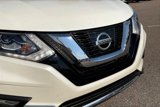 Used 2017 Nissan Rogue SL image 5