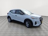 Used 2023 Nissan Kicks S image 2
