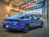 Used 2022 Hyundai Elantra SEL w/ Preferred Accessory Package image 5
