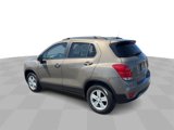 Used 2022 Chevrolet Trax LT w/ LT Convenience Package image 6