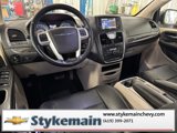 Used 2014 Chrysler Town & Country Touring image 5