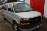 Used 2018 Chevrolet Express 2500 image 4