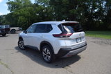 Used 2022 Nissan Rogue SV image 5