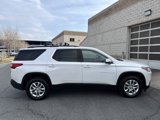 Used 2020 Chevrolet Traverse LT image 2