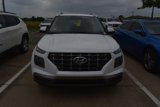 Used 2020 Hyundai Venue SEL image 2