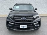 Used 2022 Ford Explorer XLT w/ Equipment Group 202A image 2