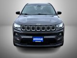 Used 2022 Jeep Compass Latitude image 2