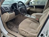 Used 2010 Toyota Highlander 2WD image 2