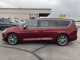 Used 2018 Chrysler Pacifica Limited w/ Tire & Wheel Group image 5