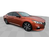 Used 2021 Nissan Altima 2.5 SR w/ SR Premium Package image 2