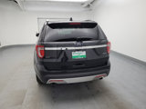 Used 2017 Ford Explorer XLT image 6