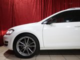 Used 2017 Volkswagen Golf SEL image 5