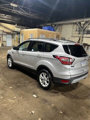 Used 2017 Ford Escape SE w/ Equipment Group 201A image 3