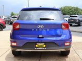 New 2025 Hyundai Venue SEL image 5