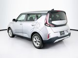 Used 2023 Kia Soul LX w/ LX Technology Package image 5